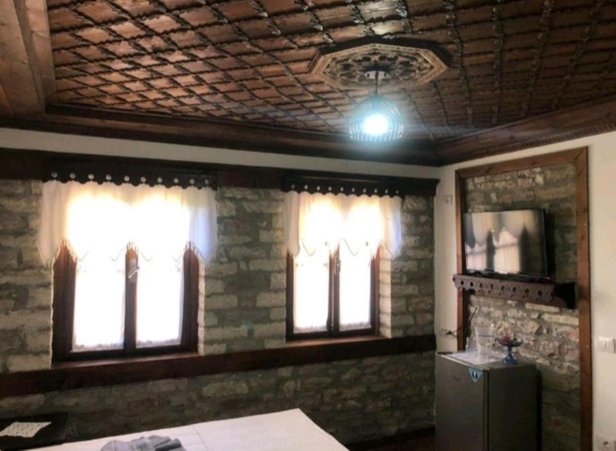 Miziriguesthouse Gjirokastër Exterior foto