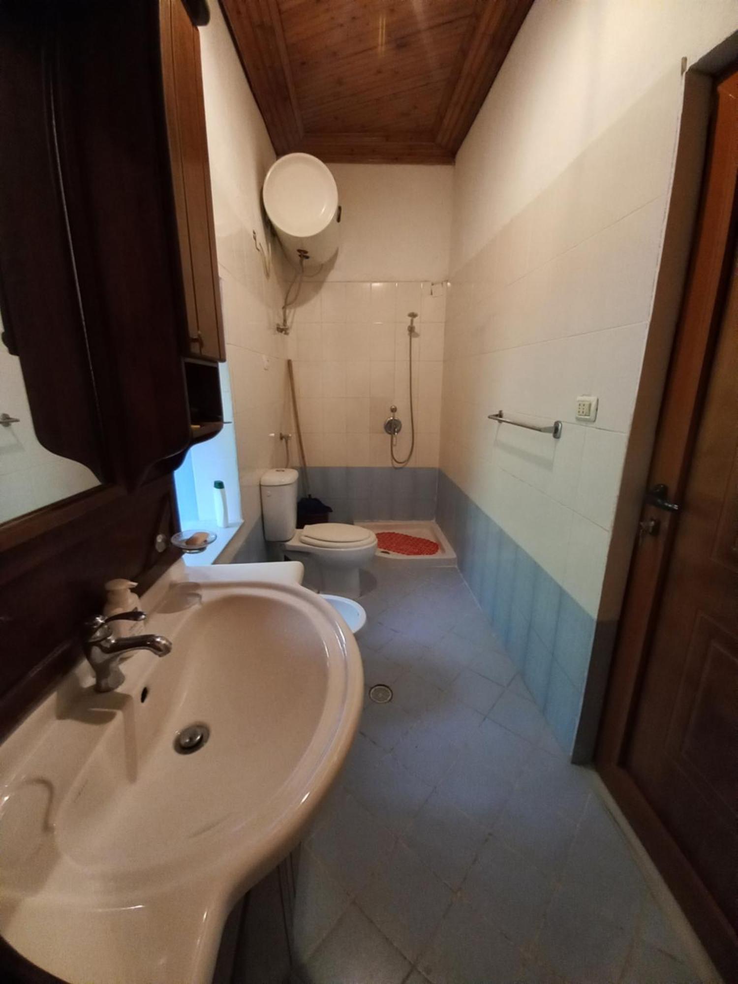 Miziriguesthouse Gjirokastër Exterior foto